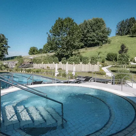 Quellenhotel Heiltherme - 2-thermenresort 4*