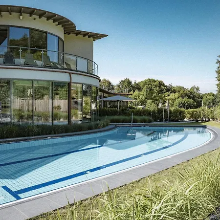 מלון Heilthermen 4*