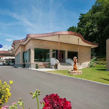 Heilthermen מלון באד וולטרסדורף