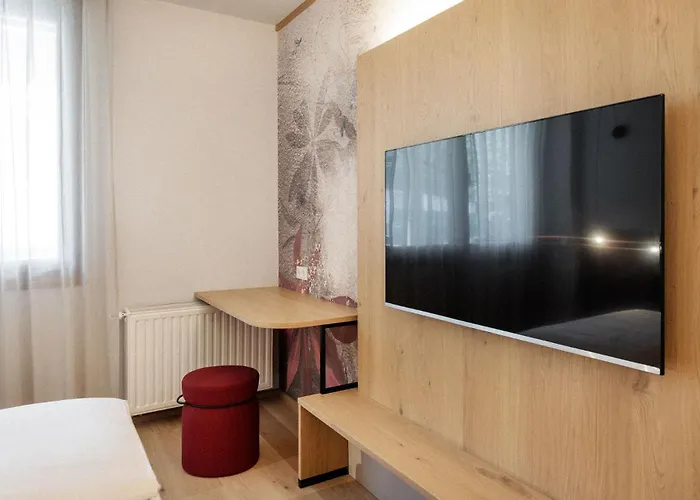 Quellenhotel Heiltherme - 2-thermenresort