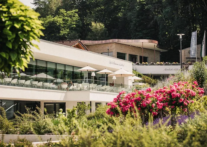 Quellenhotel Heiltherme - 2-thermenresort 4* Bad Waltersdorf