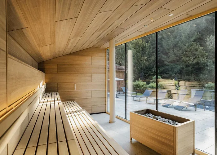 Quellenhotel Heiltherme - 2-thermenresort