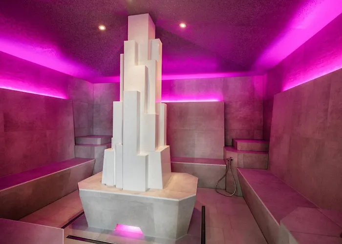 Quellenhotel Heiltherme - 2-thermenresort