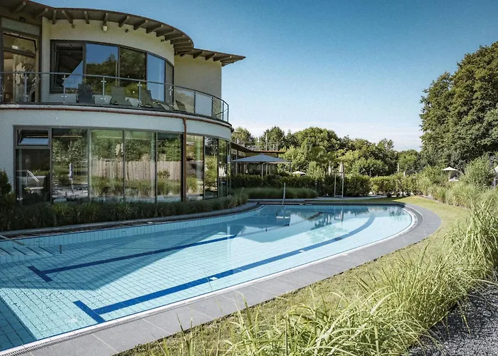 Hotel Heilthermen 4*